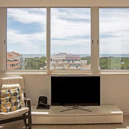 Magnificent 1 Bedroom Apartment With Views Over The Ocean Costa da Caparica Exterior foto